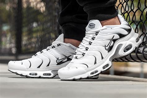 nike tuned 1 herren schuhe weiß|nike tuned air max plus.